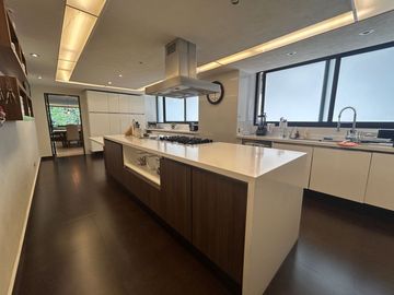 VENTA DEPARTAMENTO TOTALMENTE REMODELADO - BOSQUES DE TEJOCOTES  - BOSQUES DE LAS LOMAS