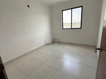 Casa en condominio en venta en Villas Coloniales, Apodaca, Nuevo León