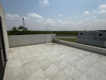 Casa en condominio en venta en Villas Coloniales, Apodaca, Nuevo León