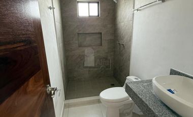 Casa en condominio en venta en Villas Coloniales, Apodaca, Nuevo León