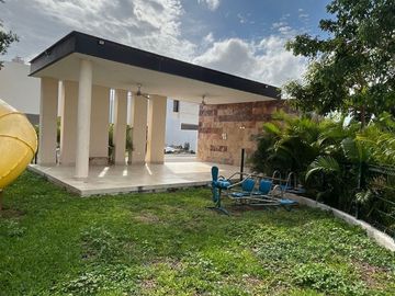 Casa en Venta en Privada en Conkal, Mérida Yucatán.
