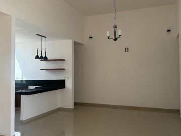 Casa en venta en Privada Residencial  Conkal, Mérida Yucatán.