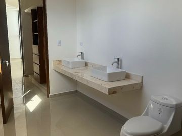 Casa en venta en Privada Residencial  Conkal, Mérida Yucatán.