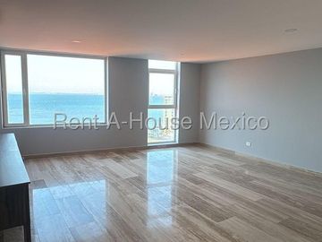 Departamento en Venta en Boulevard Manuel Avila Camacho, Costa de Oro RU 25-3277.