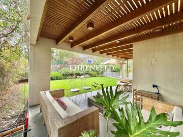 Peñalolen.Álvaro Casanova. Estilo Mediterranea en condominio.