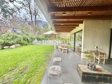 Peñalolen.Álvaro Casanova. Estilo Mediterranea en condominio.