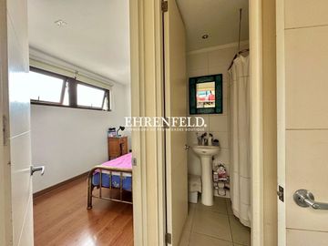 Peñalolen.Álvaro Casanova. Estilo Mediterranea en condominio.