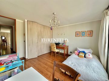 Peñalolen.Álvaro Casanova. Estilo Mediterranea en condominio.