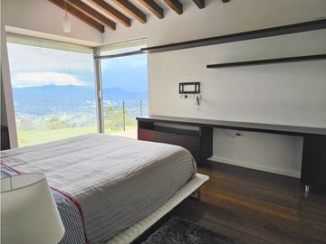 Venta Finca Luxury en Rionegro El Tablazo | Amoblada y con 2 caballos