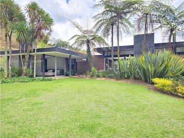 Venta Finca Luxury en Rionegro El Tablazo | Amoblada y con 2 caballos