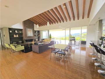 Venta Finca Luxury en Rionegro El Tablazo | Amoblada y con 2 caballos