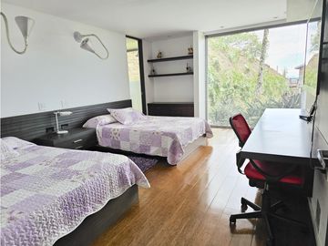 Venta Finca Luxury en Rionegro El Tablazo | Amoblada y con 2 caballos