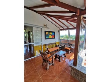 SE VENDE FINCA CAMPESTRE POR ALCALA VALLE