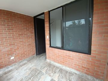 Vendo Casa De Dos Plantas En Conjunto Residencial La Herrería 5, Hacienda El Castillo