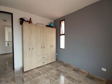 Vendo Casa De Dos Plantas En Conjunto Residencial La Herrería 5, Hacienda El Castillo
