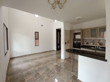 Vendo Casa De Dos Plantas En Conjunto Residencial La Herrería 5, Hacienda El Castillo
