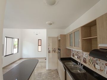 Vendo Casa De Dos Plantas En Conjunto Residencial La Herrería 5, Hacienda El Castillo