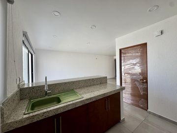 Casa Nueva en Venta Punto Lomas