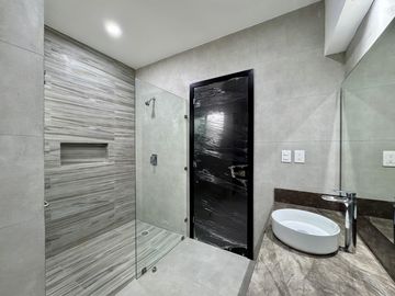 Casa Nueva en Venta Lomas del Dorado