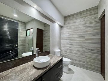 Casa Nueva en Venta Lomas del Dorado