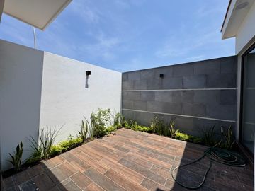 Casa Nueva en Venta Lomas del Dorado