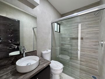 Casa Nueva en Venta Lomas del Dorado