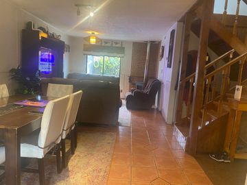 Se vende Casa Fundo El Carmen