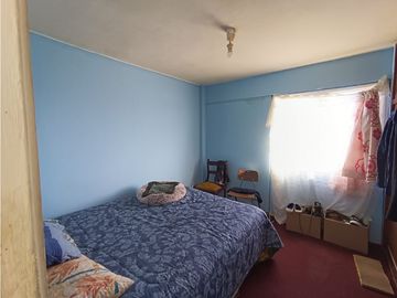 Vende Departamento  en El Raulí, Miraflores Alto (Para Remodelar)