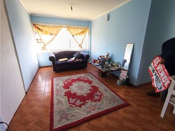 Vende Departamento  en El Raulí, Miraflores Alto (Para Remodelar)