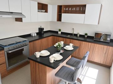 En venta casa en condominio Real de Segovia, Huejotzingo, Puebla.