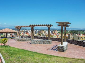 En venta casa en condominio Real de Segovia, Huejotzingo, Puebla.