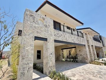 Casa en Venta Residencial Diseño de Autor en Desarrollo Luxury