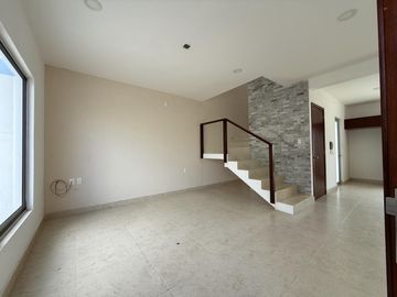 CASA EN VENTA FRACCIONAMIENTO LOMAS DE LA RIOJA, RIVIERA VERACRUZANA, ALVAADO, VERACRUZ