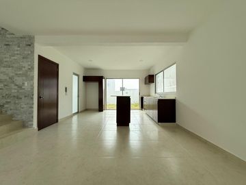 CASA EN VENTA FRACCIONAMIENTO LOMAS DE LA RIOJA, RIVIERA VERACRUZANA, ALVAADO, VERACRUZ