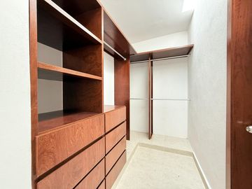 CASA EN VENTA FRACCIONAMIENTO LOMAS DE LA RIOJA, RIVIERA VERACRUZANA, ALVAADO, VERACRUZ