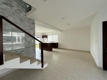 CASA EN VENTA FRACCIONAMIENTO LOMAS DE LA RIOJA, RIVIERA VERACRUZANA, ALVAADO, VERACRUZ