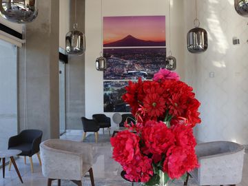 PENTHOUSE EN VENTA EN TORRE ARTEMA, ZONA ANGELÓPOLIS