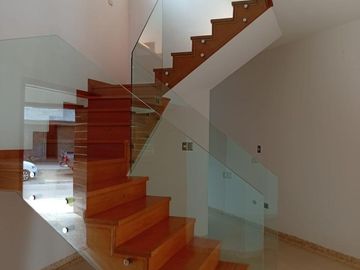 Casa exclusiva de 456 m² en La Riviera, Piura