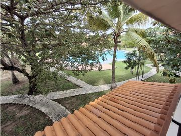 APARTAMENTO DE PLAYA A LA VENTA PH BRISAS DE CORONADO