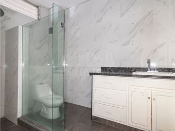 Remate: Venta de Apartamento Loft en San Francisco, PH Bahia Azul