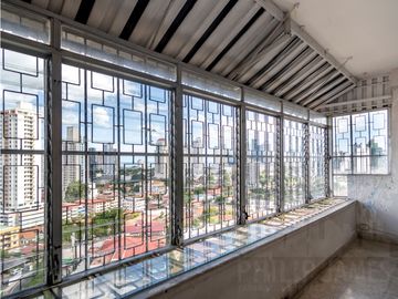 Remate: Venta de Apartamento Loft en San Francisco, PH Bahia Azul