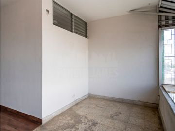 Remate: Venta de Apartamento Loft en San Francisco, PH Bahia Azul