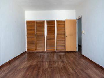 Remate: Venta de Apartamento Loft en San Francisco, PH Bahia Azul