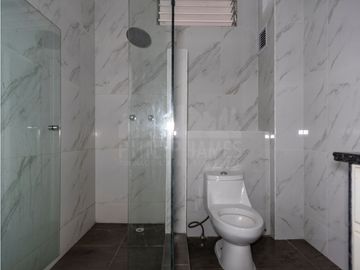 Remate: Venta de Apartamento Loft en San Francisco, PH Bahia Azul