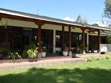 Casa en venta o renta en Cumbayá, Sector San Juan Alto