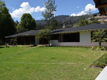 Casa en venta o renta en Cumbayá, Sector San Juan Alto