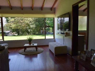 Casa en venta o renta en Cumbayá, Sector San Juan Alto