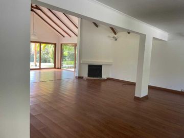 Casa en venta en PIRQUE