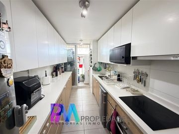 Departamento en Venta en Avenida Vespucio con Helsinski