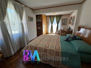 Casa en Venta en Avenida Macul con los Olmos